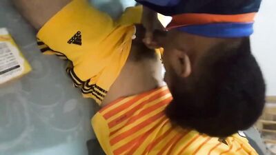 Suck A Bud Off: The Ultimate Web-Cam Experience!