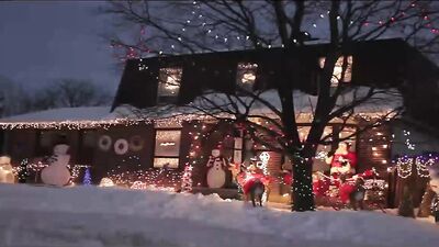 Santas Bareback Deliveries: Hardcore Gay Porn Action!