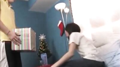 Oooh Dick in a Box Christmas Fuck: Roxy Reds Oral Action-Packed Adventure