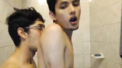 Gay Oral Web-Cam Amateurs: Sucking Cocks and Licking Asses!