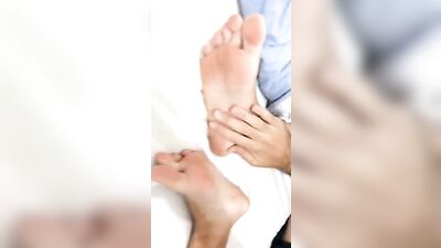 Fetish Foot Worship - Thats my feet guys :D!