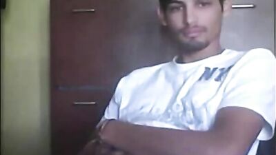 Indian Web-Cam Boy Cum Shots Solo - A Sultry Affair!