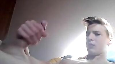 Blonder Spritzer: A Wild Adventure with Blond Boys!