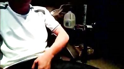 Masturbation Amateur Cumshots: It Gets Hot!