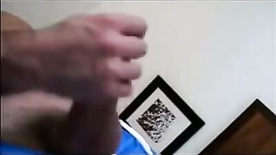 Gay Porn Amateurs: Handjobs and Cum Shots!