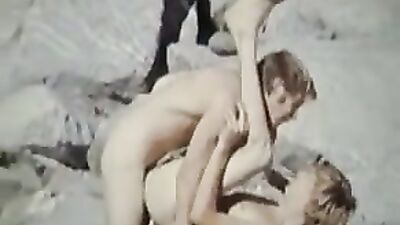 Outdoor Vintage Fucking: The Ultimate Bareback Cumshot Experience!