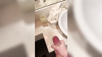 twink jerking off in the bathroom