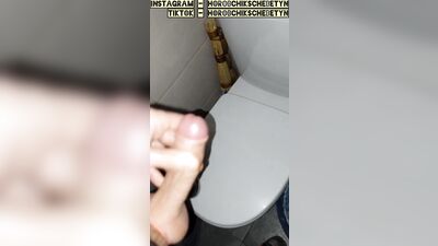 Twink guy shows off his young smegma and toilet jerkoff with a cum fountain