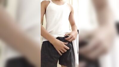 Finishing From Start to Finish: Amateur Cum Shots and Handjobs