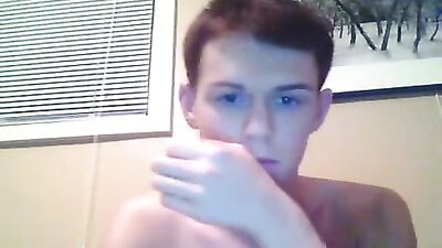 Web-Cam Solo: Voilà un Gode Bien Utilisé!