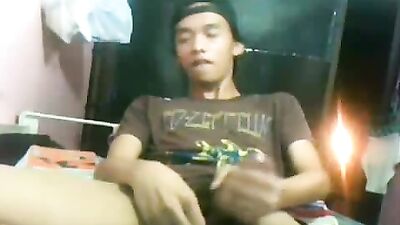 Gay Porn Star: Sexy Boy Cum Shots and Handjobs!