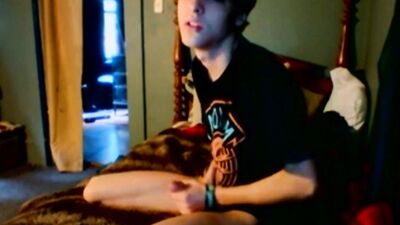 Cumming Amateurs in Gay Porn Videos: The Ultimate Web-Cam Experience!