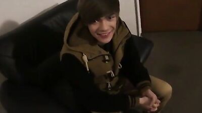 Gangbang Duo: Raw and Uncut Passion between Two Strong Men!