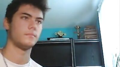 Gay Amateur Cum Shots Handjob - Look Again!