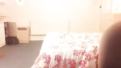 Gay Amateur Cum Shots Handjob Heats Up the Screen!