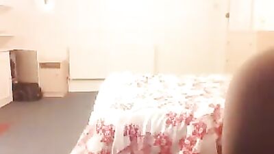 Gay Amateur Cum Shots Handjob Heats Up the Screen!