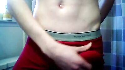 Muscle Jock With Big Cock Returns To The Gym!