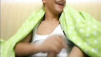 Couple Seeking Webcam: Raw Amateur Cum Shots and Handjobs