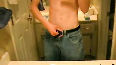 Gay Porn Video: Very Sexy Amateur Web-Cam Solo!