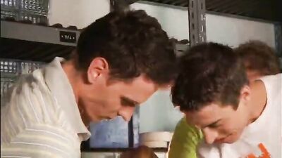 Four Twink Bareback Orgy - Gaytube18 Exclusive!