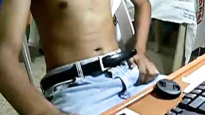 Webcam Masturbating Exposed!