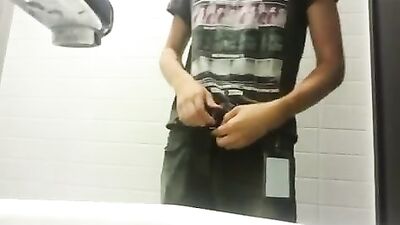 Office Orgasms: Amateur Cum Shots Solo!