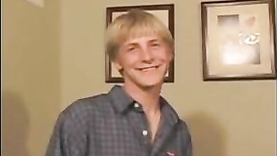 Amateur Cumshots Web-Cam: Str8 Guy Does Solo Revenge!