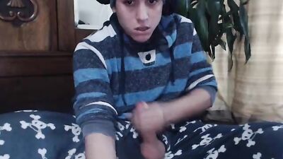 On Day Ds Birthday: Amateur Cum Shots & Handjobs - A Wild Gay Porn Adventure!