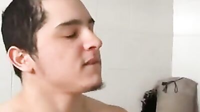 Football Advantage: Amateur Cum Shots!