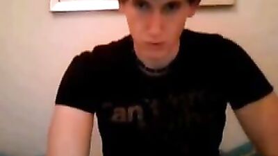 Webcam Twink Cumshot: More Than Just A Great Wanker!