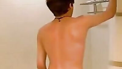 Shower Games: Action Group Sex