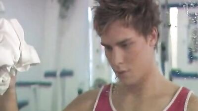 Hot Guys in the Gym: Action-Packed Bareback Big Cocks