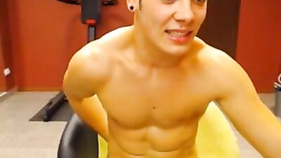 Sexy Guy in the Chair - Amateur Cum Shots Handjob