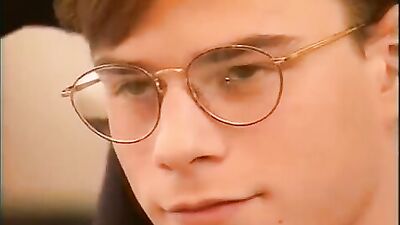 Barbers Cum Shots Fun - Parisian Handjob Adventure