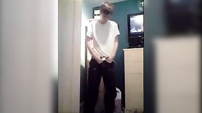 Gay Twink Sniffs n Cums on Camera - Amature Handjobs and Cumshots!