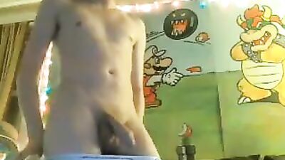 Young Hairless Amateur Toys Lover Prowl - Web-Cam Solo