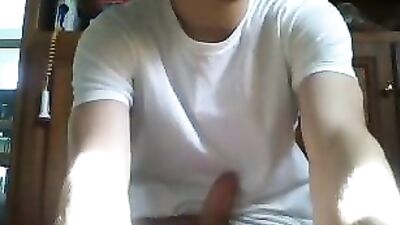 Young Charming Cam Solo