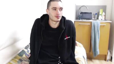 Super lad with ideal body face and cock (part 4): Amateur Web-Cam Solo