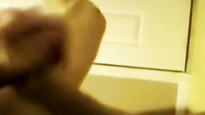 Cum in his awaiting mouth: Amateur cum shots and handjobs