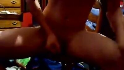 Twink Cutie Yummy Jock Jerks Off in Bed!