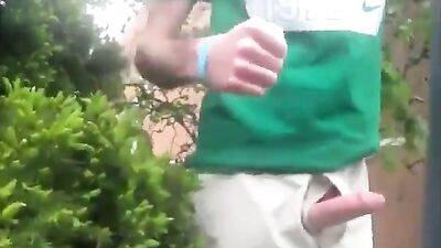 Backyard Masturbation: Nike Fan Gets Public!