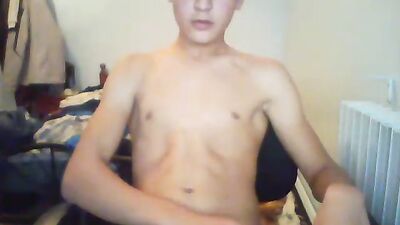 Cute Daidahs Cumshot Adventure: Amateur Handjob Excitement