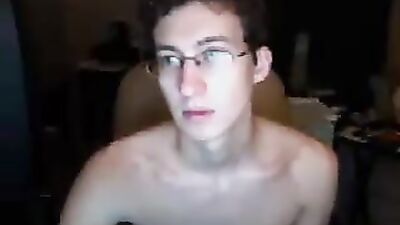 Young Masturbator on Webcam: Back for More!