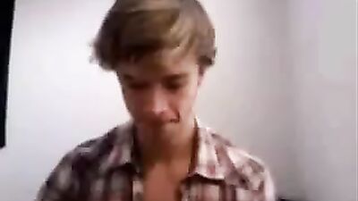 Aarons American Cum Shot Web-Cam Solo! - A Gay Porn Video