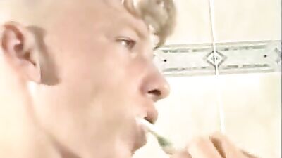 Morning Jerk: Exceptional Gay Porn Video!