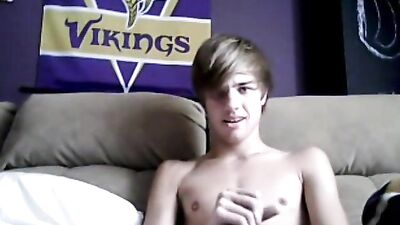 Gay Porn: Blond Boys Web-Cam Solo - Smooth Masturbation for You!