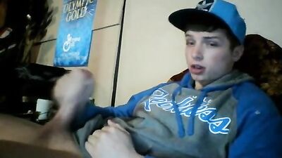 Thrusting Skater Twinks Big Cock Web-Cam Solo