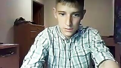 Blond Beast: Amateur Cum Shots with Handsome Hunks!