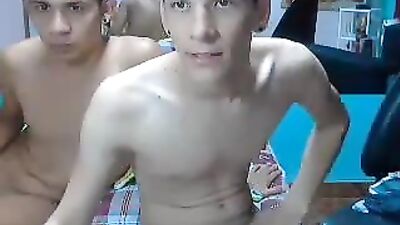 Gay Latino Blowjob Webcam! Featuring Amateur Cum Shots and Hand Jobs!