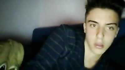 Young Boy Cumming on Webcam: Amateur Ass Play